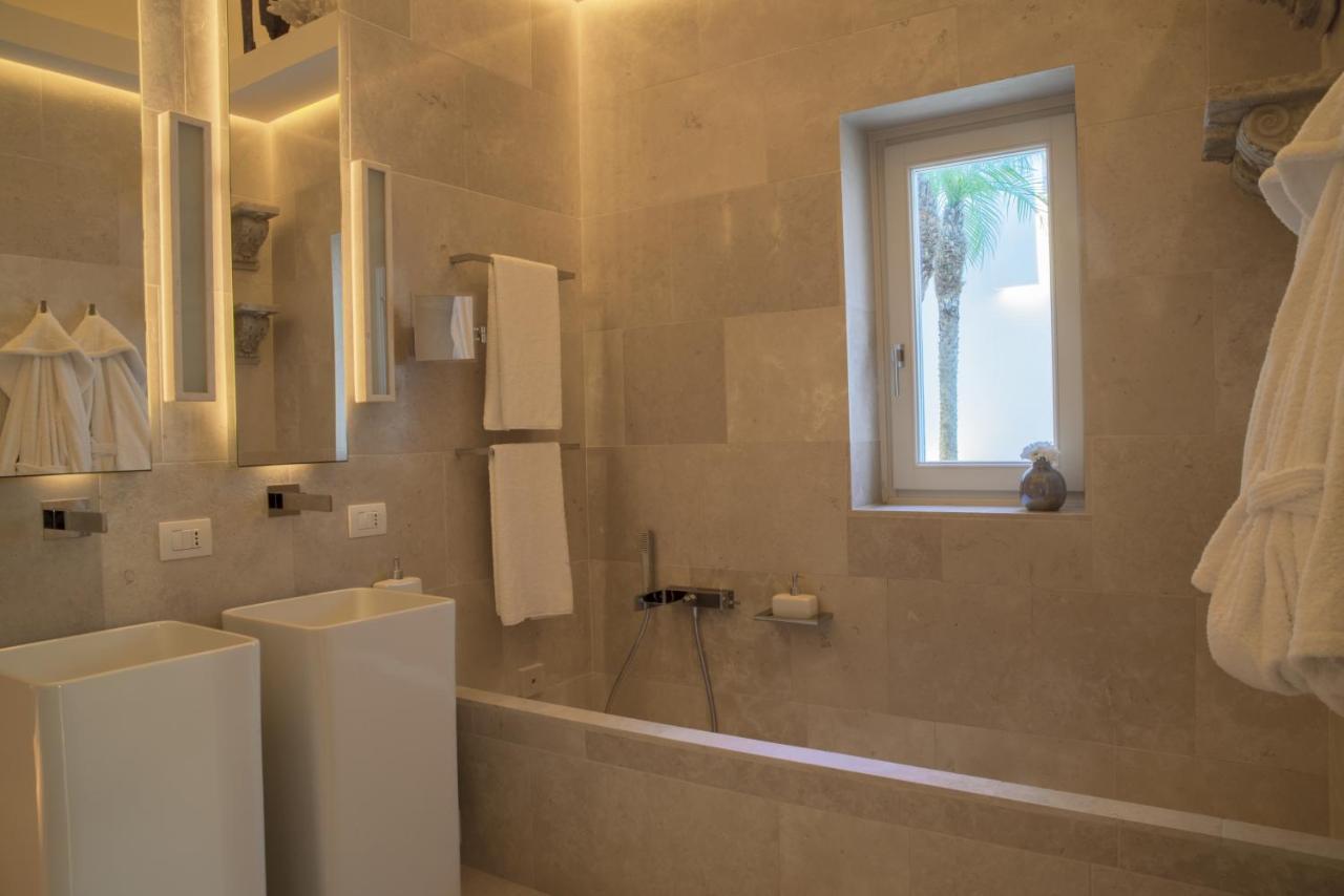 Bed and Breakfast Palazzo Lecce - Epoca Collection Esterno foto